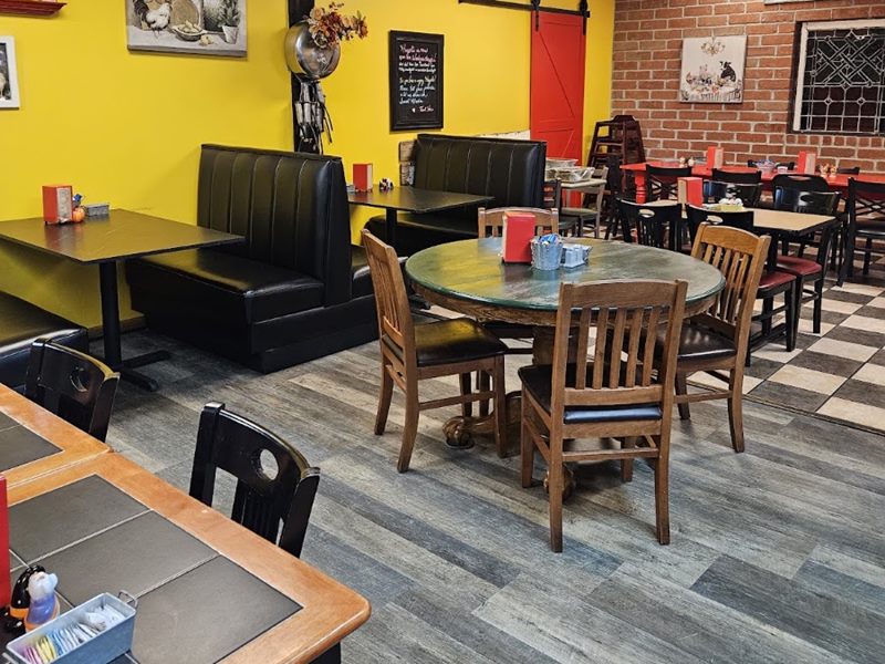 Hazel's Diner interior